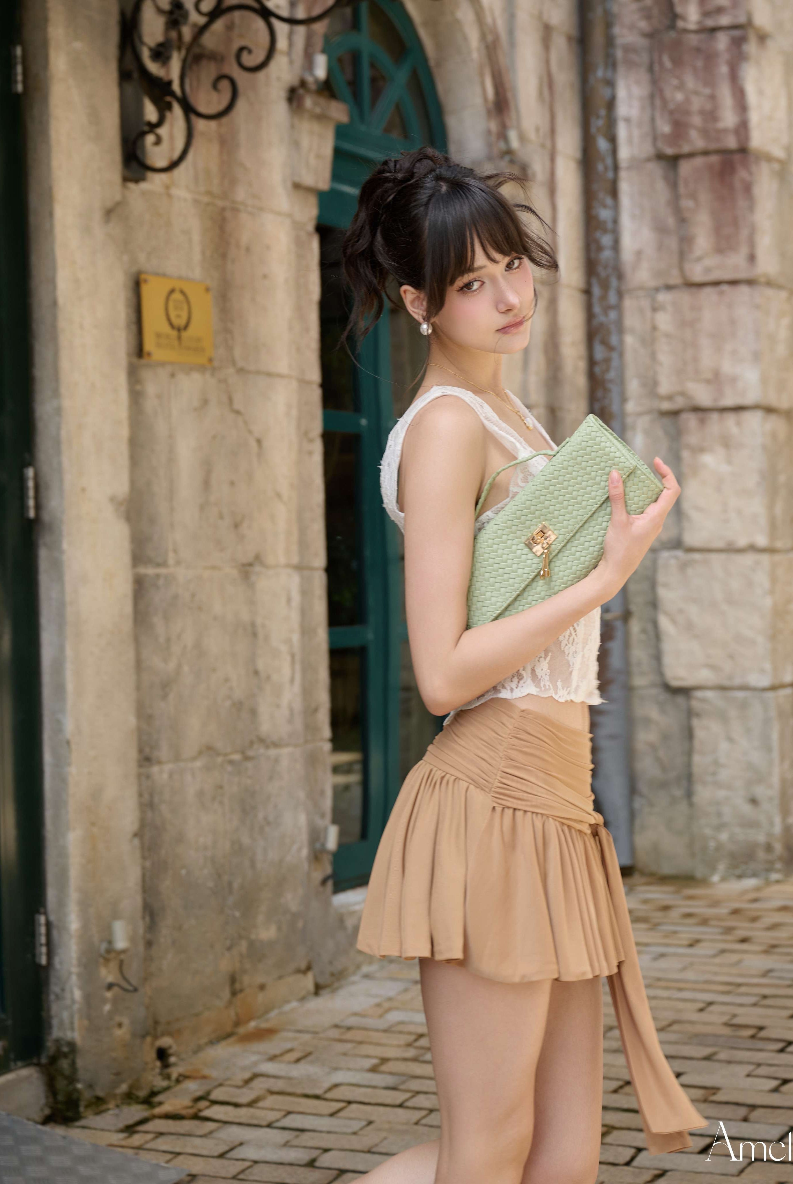Calista Amelie Official