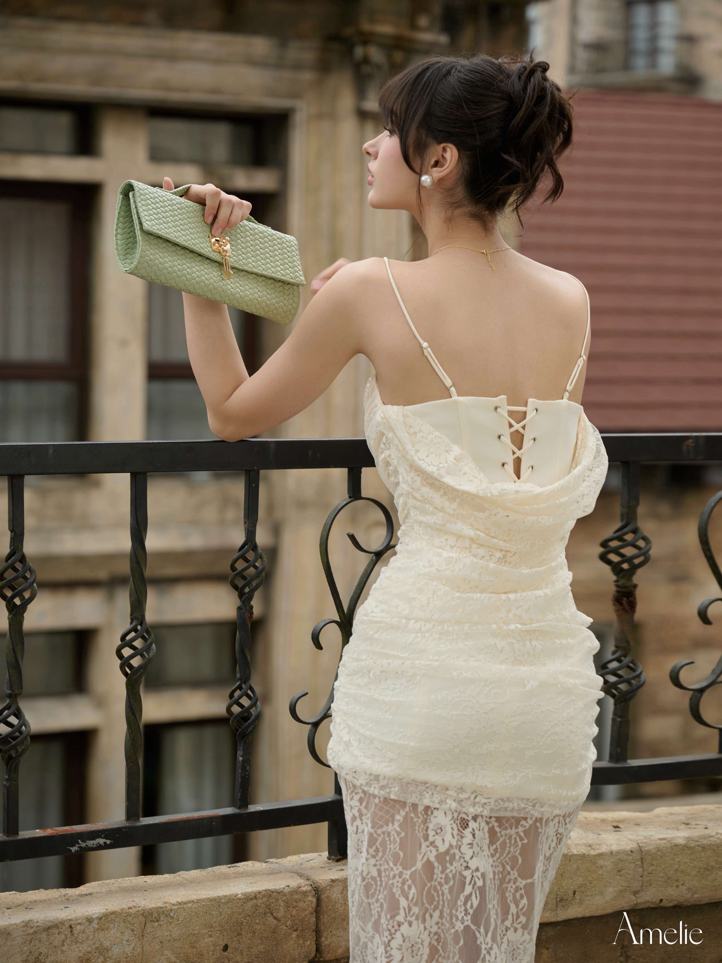 Urania Amelie Official