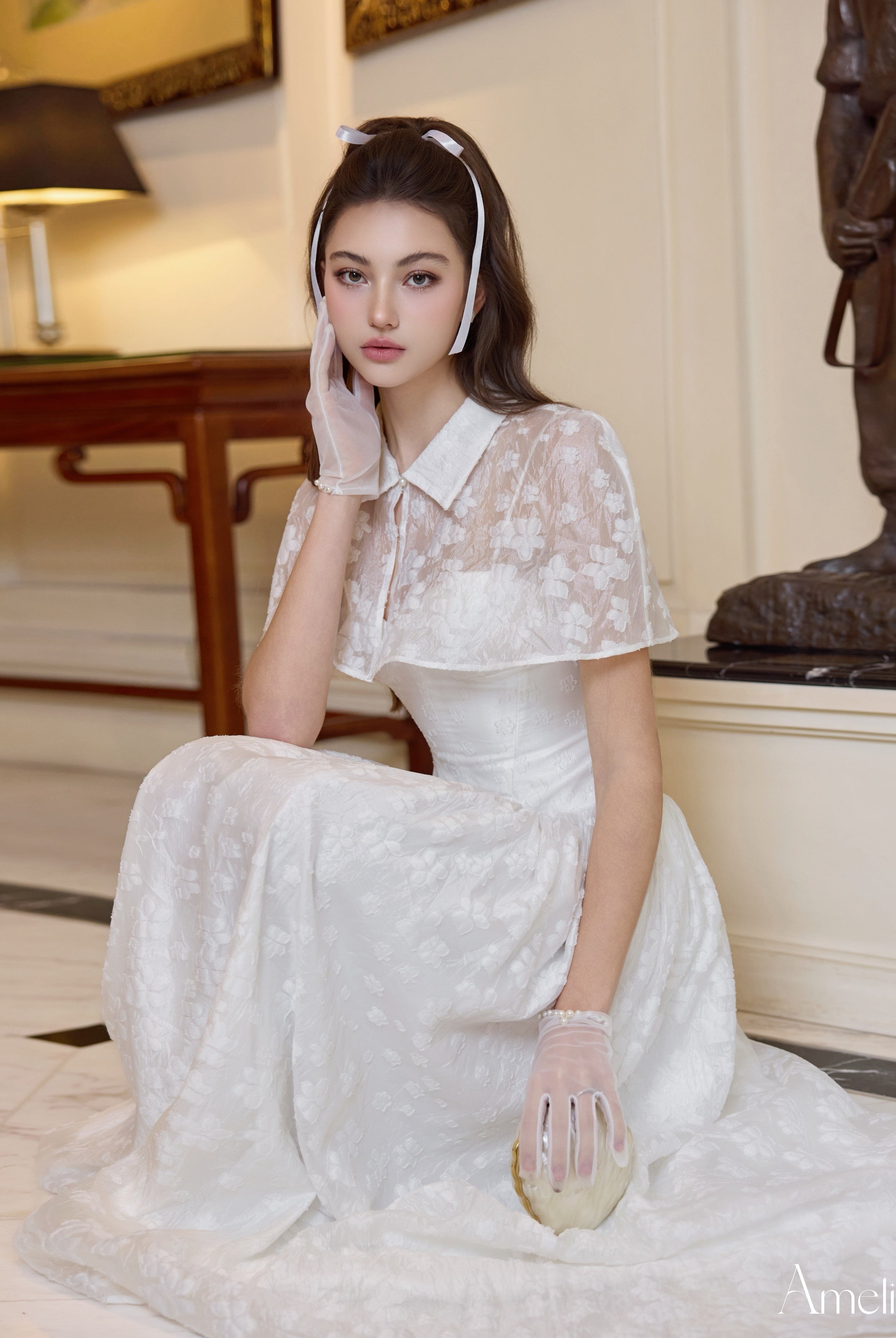 Usha Amelie Official