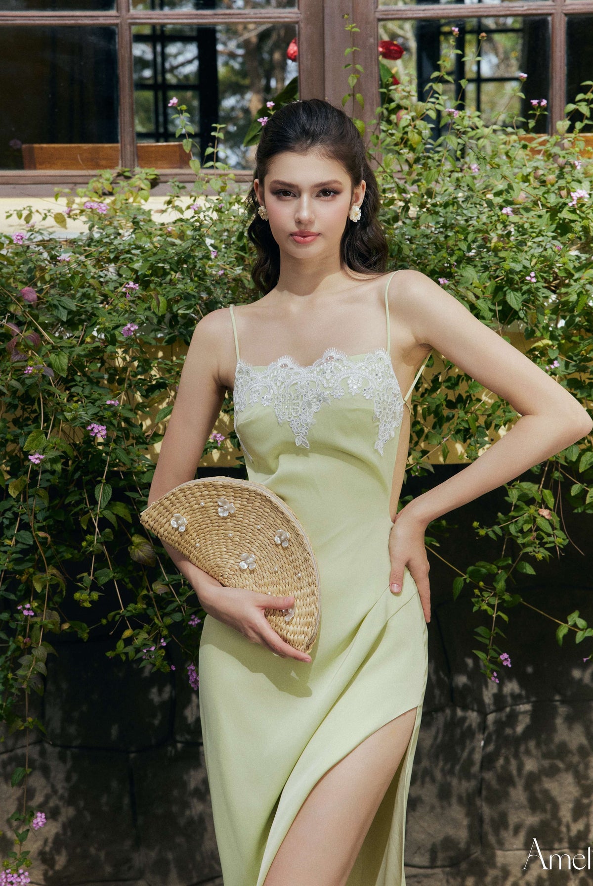 Wren Amelie Official