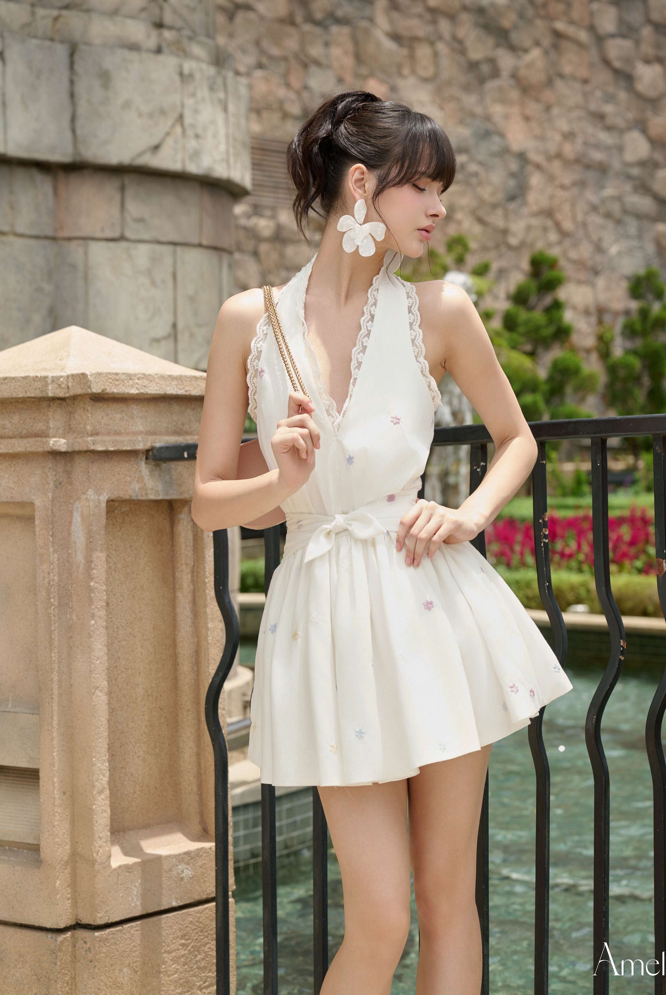 Zenia Amelie Official