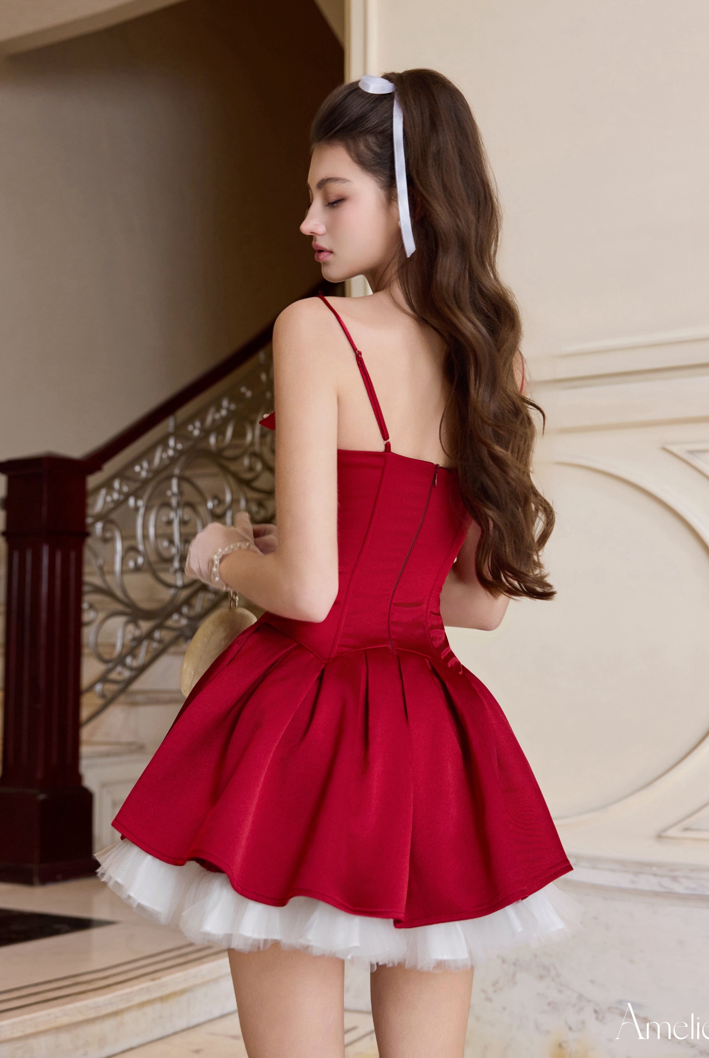 Beth Amelie Official