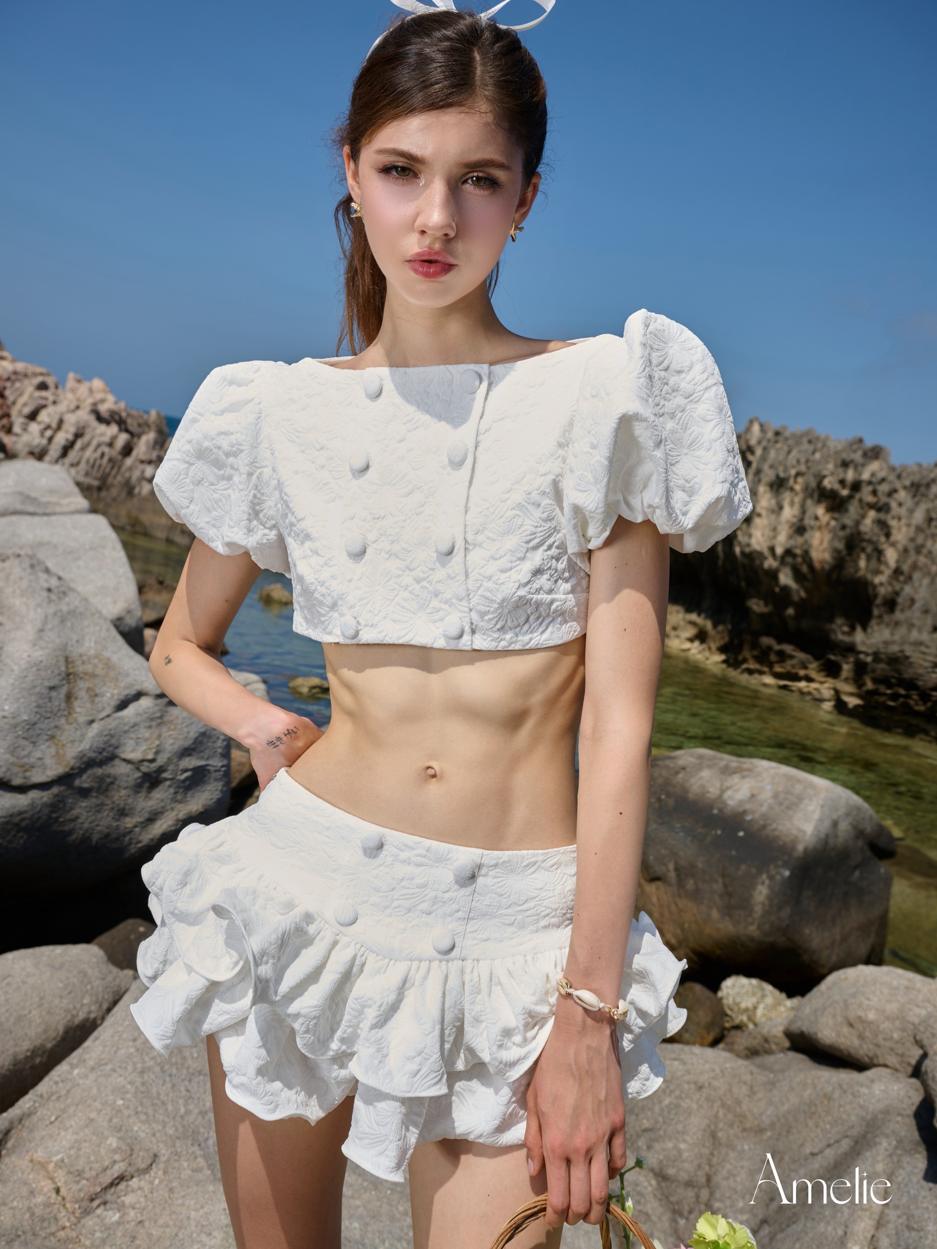 Tracy Set Amelie Official