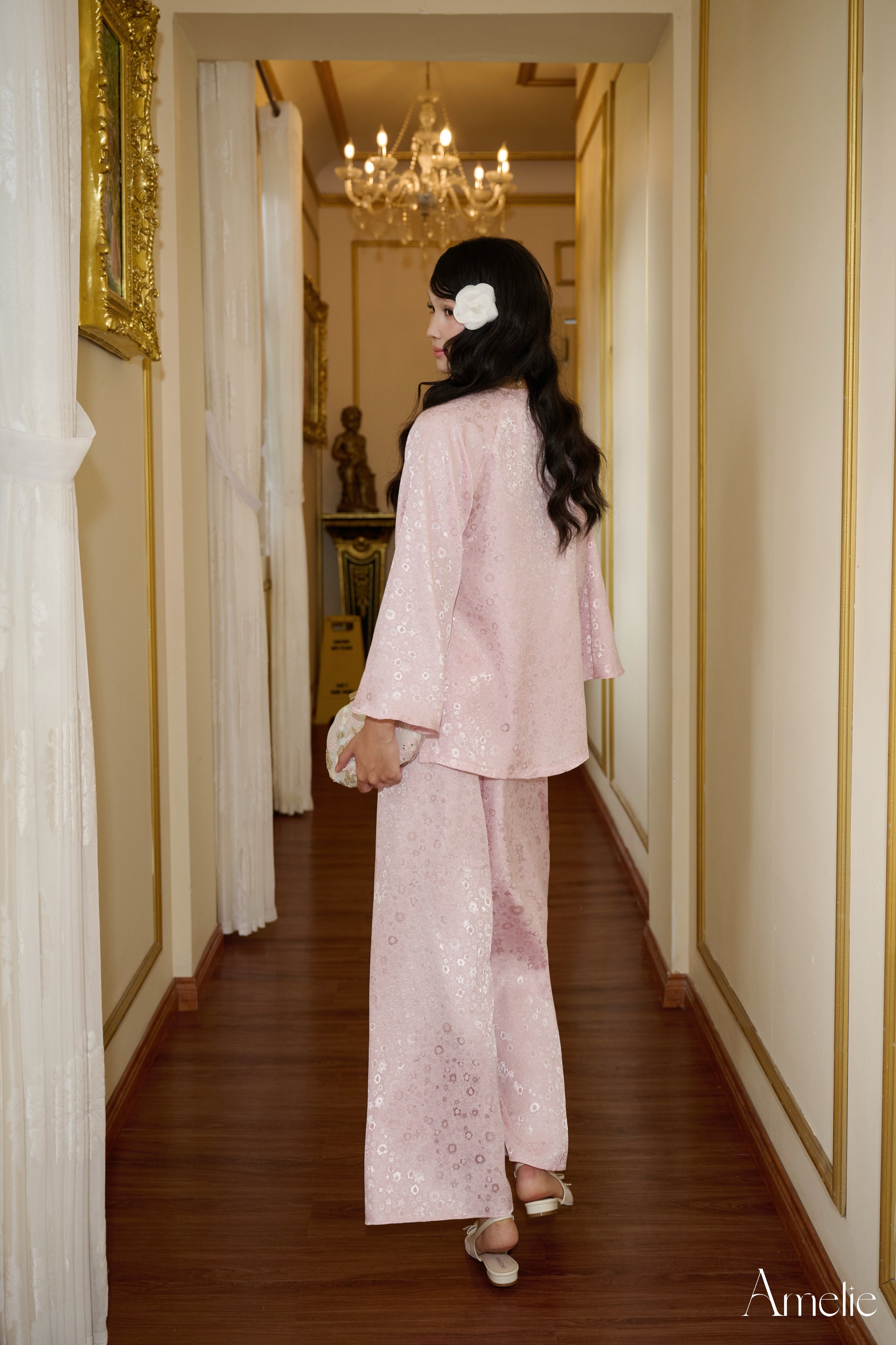 Moc An Amelie Official