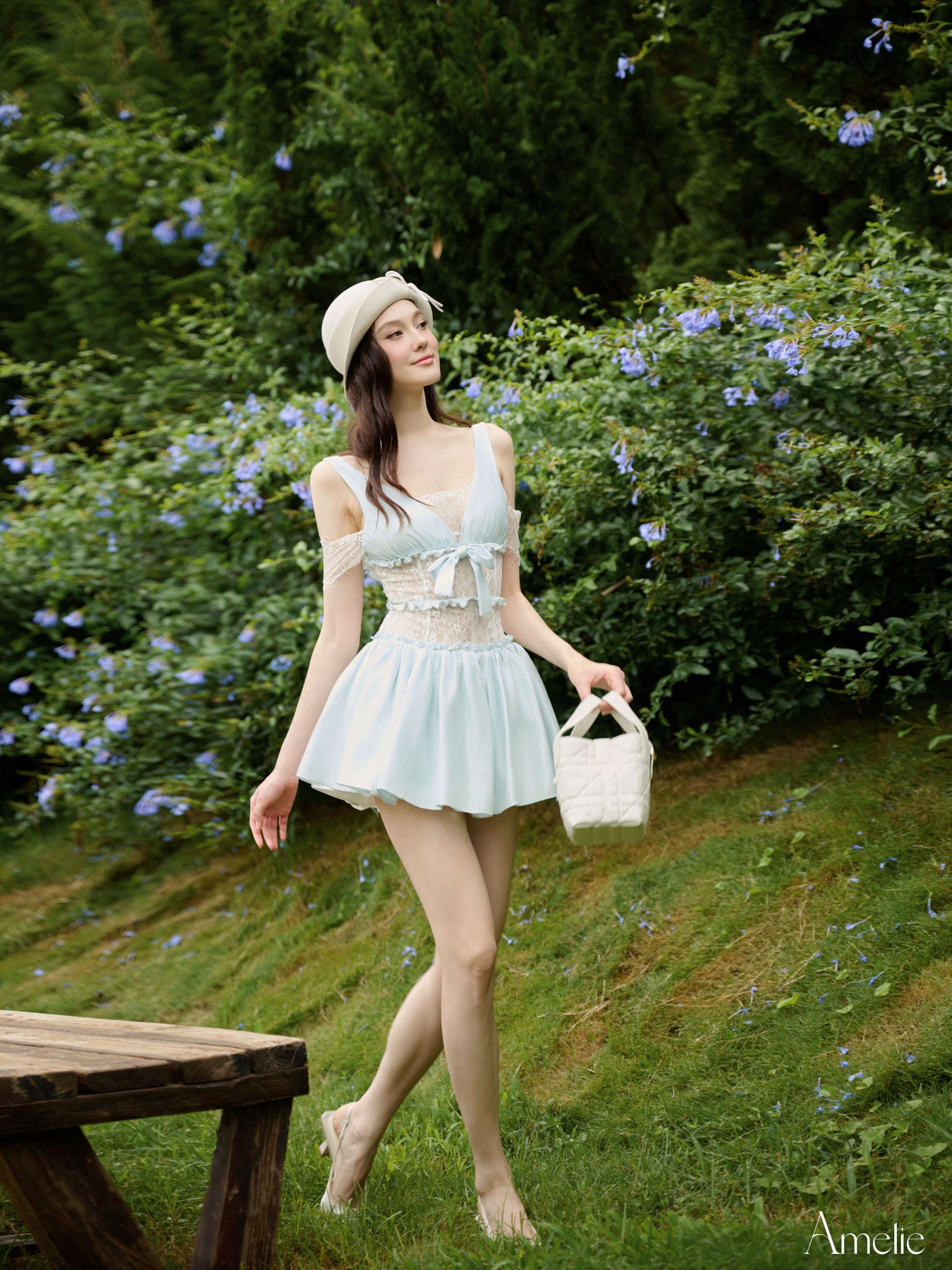 Nari Amelie Official