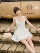 Genesis Amelie Official